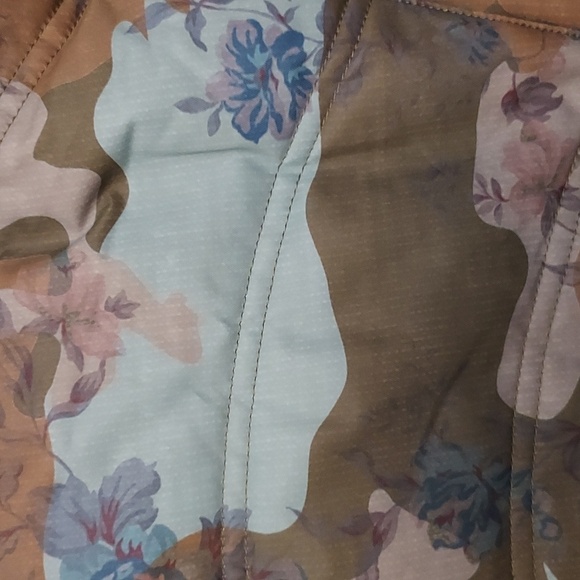 Womens Obermeyer Tuscany II Jacket - Picture 9 of 16